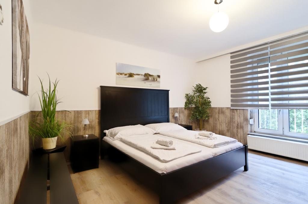 Manu Apartment Hennersdorf Екстер'єр фото